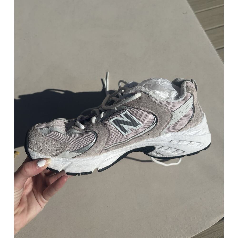 New Balance 530 Pink Mesh Sneakers Women’s Size 8.5/ Men’s Size 7 - Picture 3 of 7
